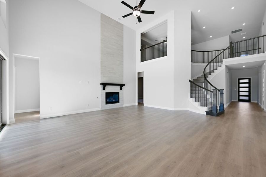 Spacious, unfurnished interior of a new home in The Ranch at Uptown Celina, Celina (Image 19).