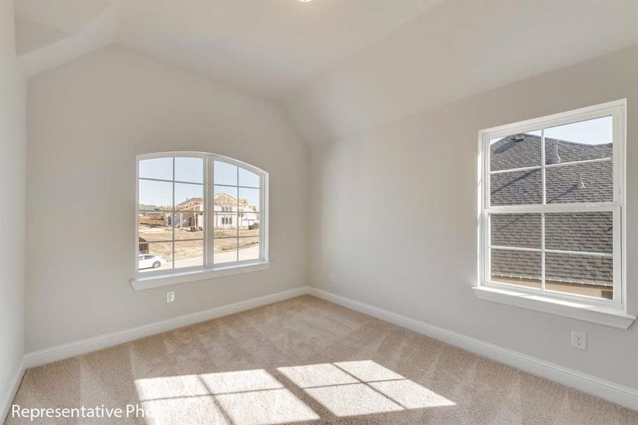 Spacious, unfurnished interior of a new home in Cedar Ridge Estates, Grand Prairie (Image 13).