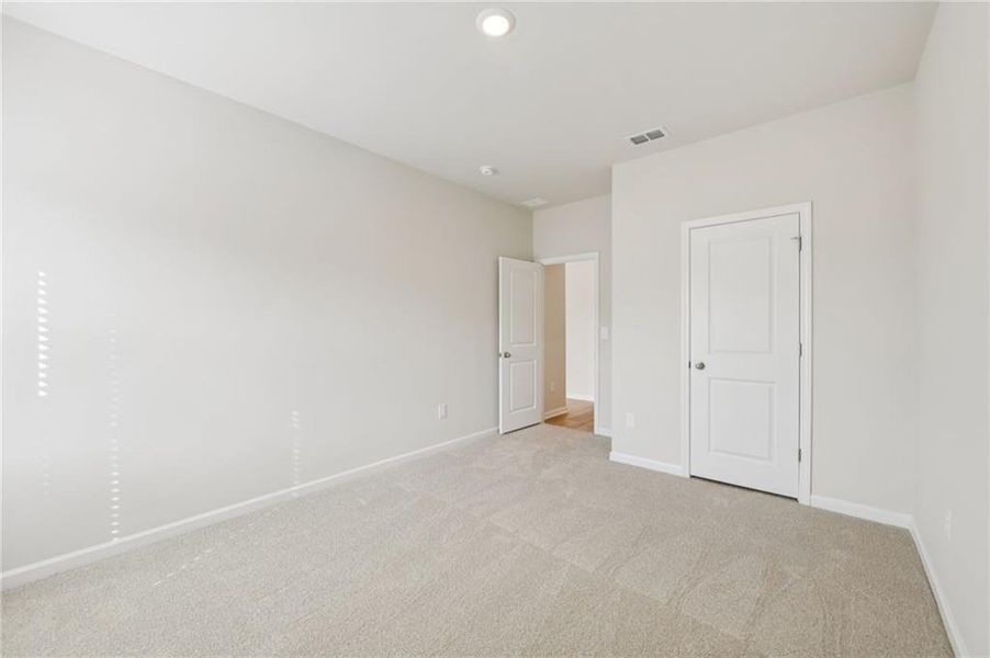 Spacious, unfurnished interior of a new home in Preserve at Mountain Creek, Pendergrass (Image 30).