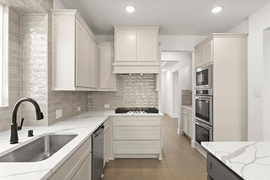 Furnished interior view inside a new home in Inspiration, Lucas (Image 17).