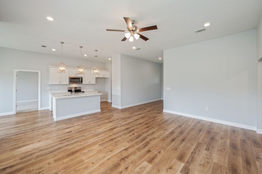 Spacious, unfurnished interior of a new home in , Crestview (Image 15).