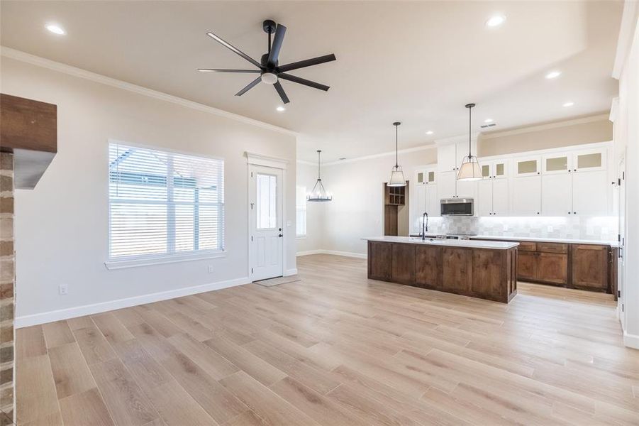 Spacious, unfurnished interior of a new home in , Tuscola (Image 22).