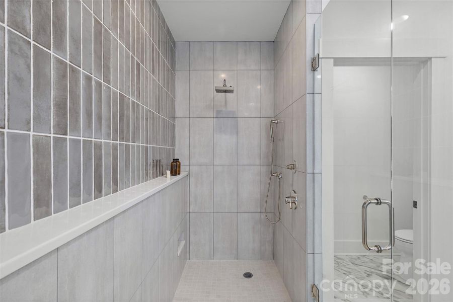 Image 47 of a home in .