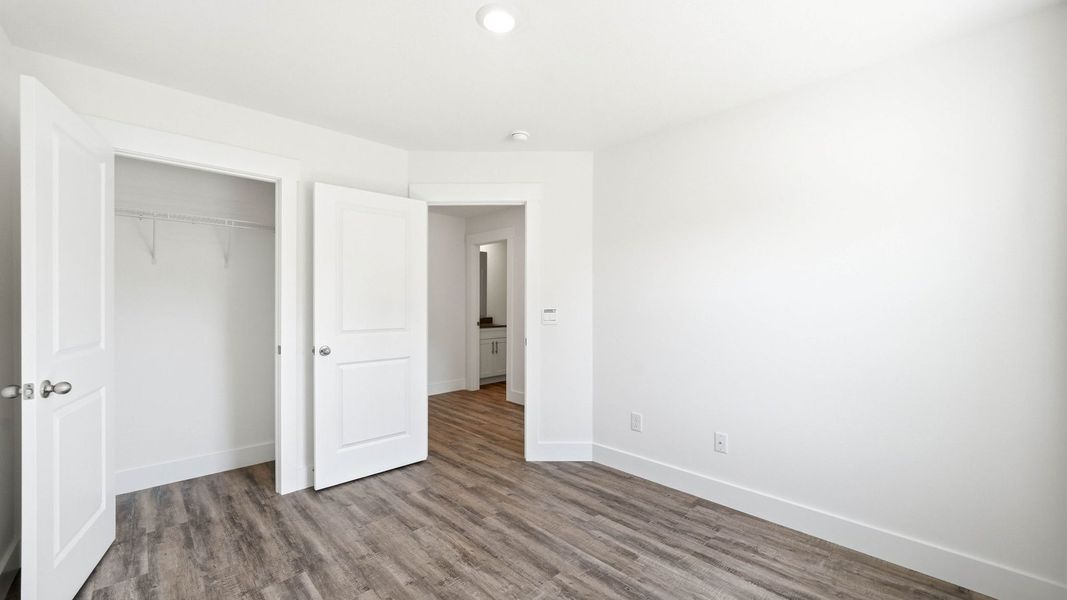 Spacious, unfurnished interior of a new home in The Arbor Townhomes, Kingsport (Image 23).