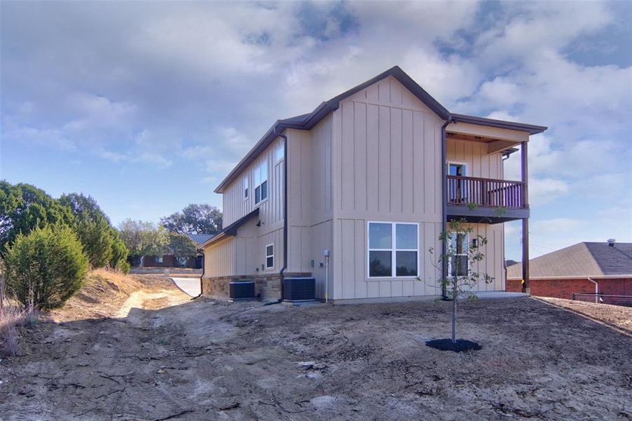 Image 36 of a home in .