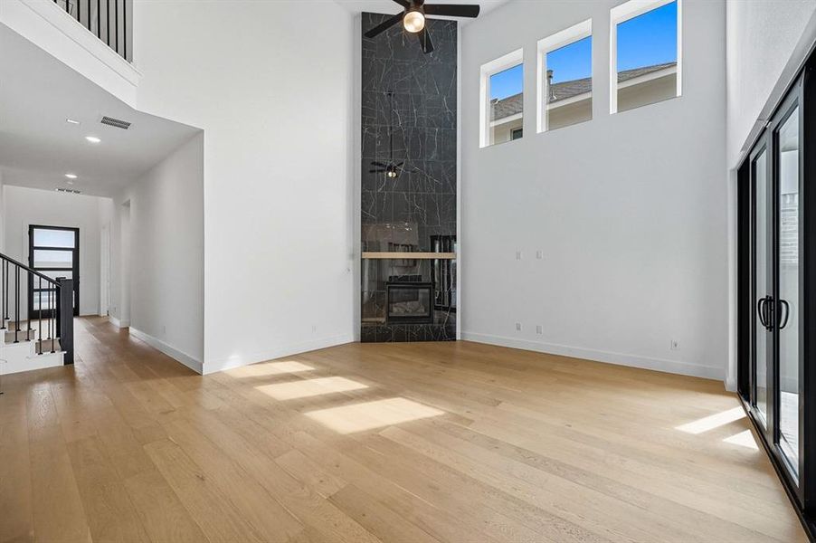 Spacious, unfurnished interior of a new home in Trinity Falls, McKinney (Image 15).