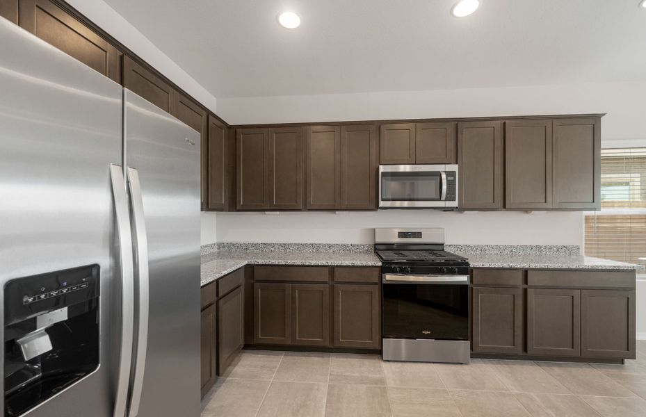 Furnished interior view inside a new home in El Cidro, Goodyear (Image 6).