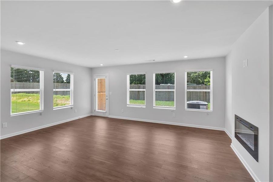 Spacious, unfurnished interior of a new home in Village Green, Adairsville (Image 20).