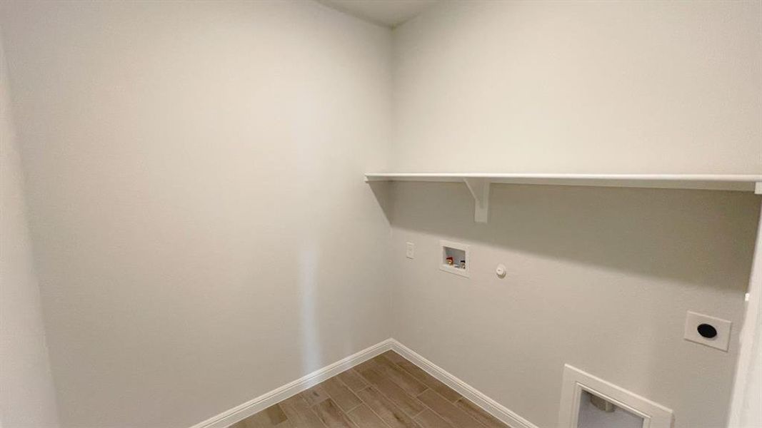 Spacious, unfurnished interior of a new home in Terra Trace, Fort Worth (Image 13).