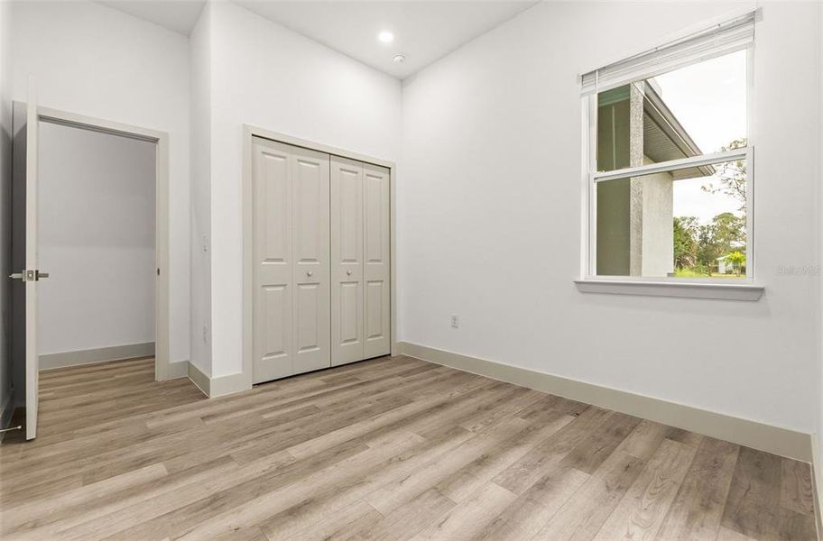 Spacious, unfurnished interior of a new home in , Punta Gorda (Image 17).