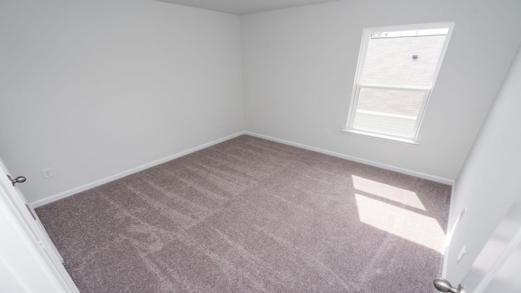Representative unfurnished interior of a home built from the ROBIE by D.R. Horton in Island Green, Myrtle Beach (Image 35).