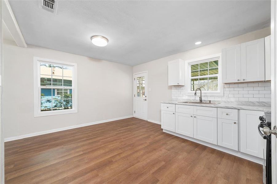 Image 20 of a home in . Image 20 of a home in .