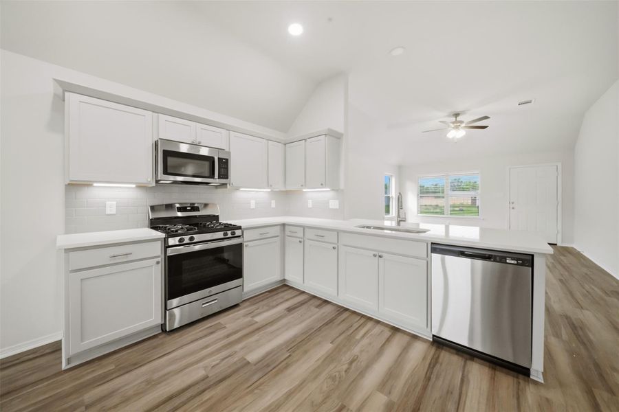 Furnished interior view inside a new home in , Navasota (Image 5).