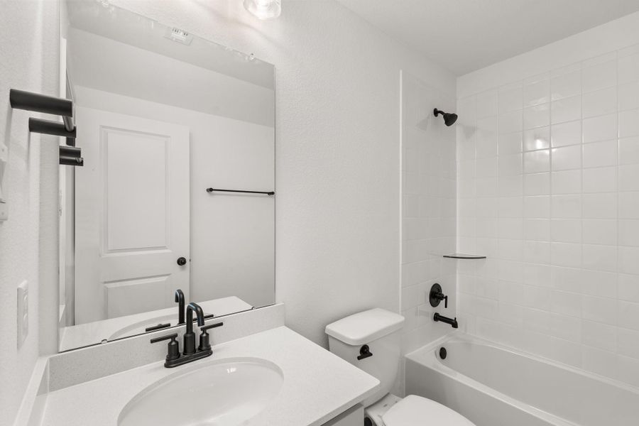 Note: Sample product photo. Actual exterior and interior selections may vary by homesite. Photo may be virtually staged Note: Sample product photo. Actual exterior and interior selections may vary by homesite. Photo may be virtually staged