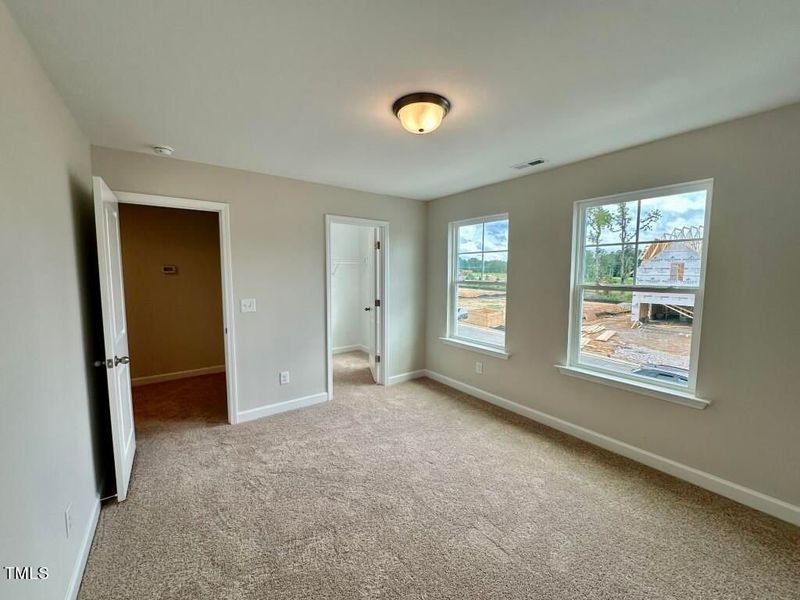Spacious, unfurnished interior of a new home in Glenmere, Knightdale (Image 94). Spacious, unfurnished interior of a new home in Glenmere, Knightdale (Image 94).