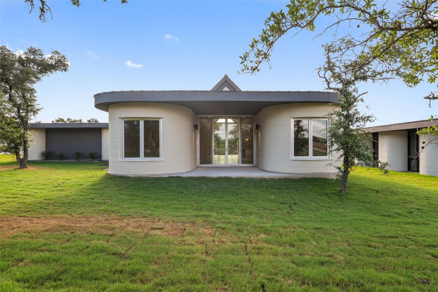 Exterior details and patio area of a home in Wimberley Springs, Wimberley (Image 14). Exterior details and patio area of a home in Wimberley Springs, Wimberley (Image 14).