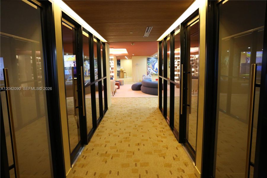 Community amenities in , Miami (Image 40).