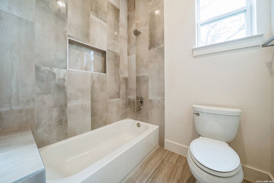 Furnished interior view inside a new home in , Floresville (Image 10).