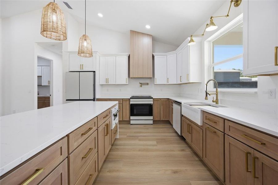 Furnished interior view inside a new home in , Dunnellon (Image 6).