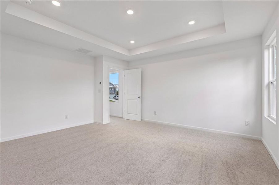 Spacious, unfurnished interior of a new home in Falls Creek, Flowery Branch (Image 21). Spacious, unfurnished interior of a new home in Falls Creek, Flowery Branch (Image 21).