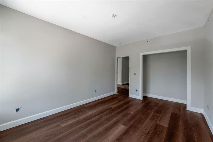 Spacious, unfurnished interior of a new home in , Atlanta (Image 19).