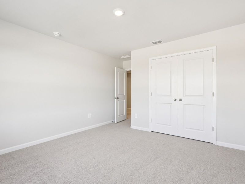 Spacious, unfurnished interior of a new home in Moss Farms, Lula (Image 23).