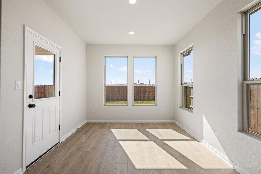 Spacious, unfurnished interior of a new home in Willow Springs, Buda (Image 37).