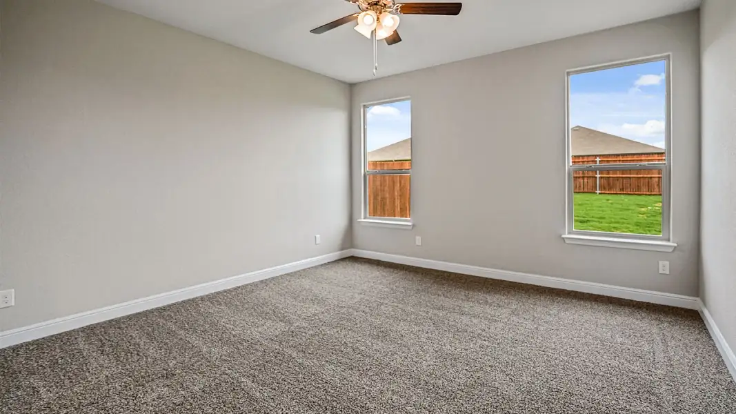 Spacious, unfurnished interior of a new home in Parkerville Meadows, DeSoto (Image 23).