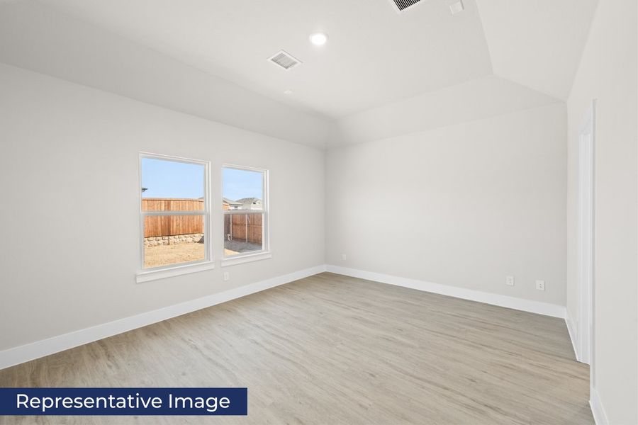 Representative unfurnished interior of a home built from the Kennedy Select F by First Texas Homes in Parkside, Denton (Image 10).