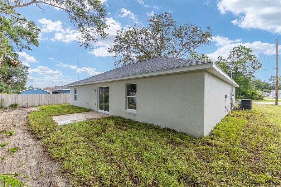 Exterior details and patio area of a home in , Ocala (Image 38).
