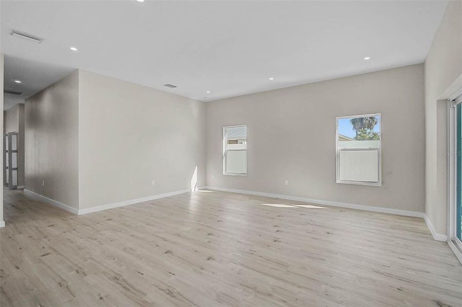 Spacious, unfurnished interior of a new home in , North Port (Image 36).
