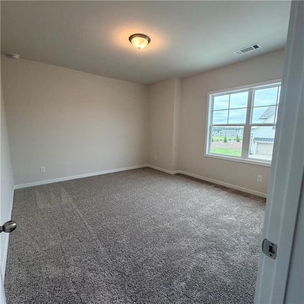 Spacious, unfurnished interior of a new home in Fowler Farms, Auburn (Image 24).