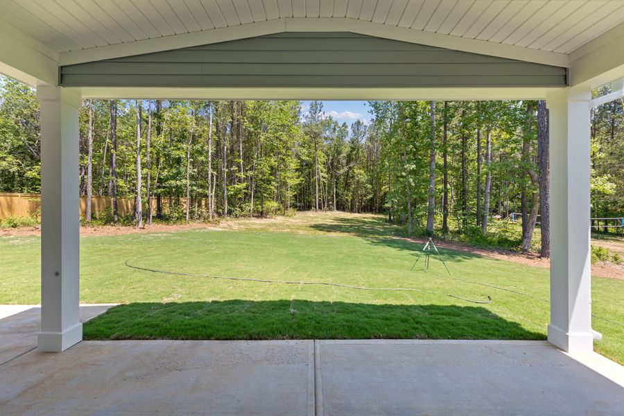 Representative exterior details of a home built from the The Whitley by RobuckHomes in Baylee Ridge, Selma (Image 74).