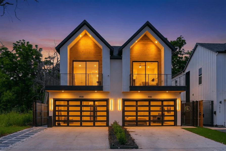 Front exterior of a new home in , Dallas, TX, highlighting curb appeal (Image 1). Front exterior of a new home in , Dallas, TX, highlighting curb appeal (Image 1).