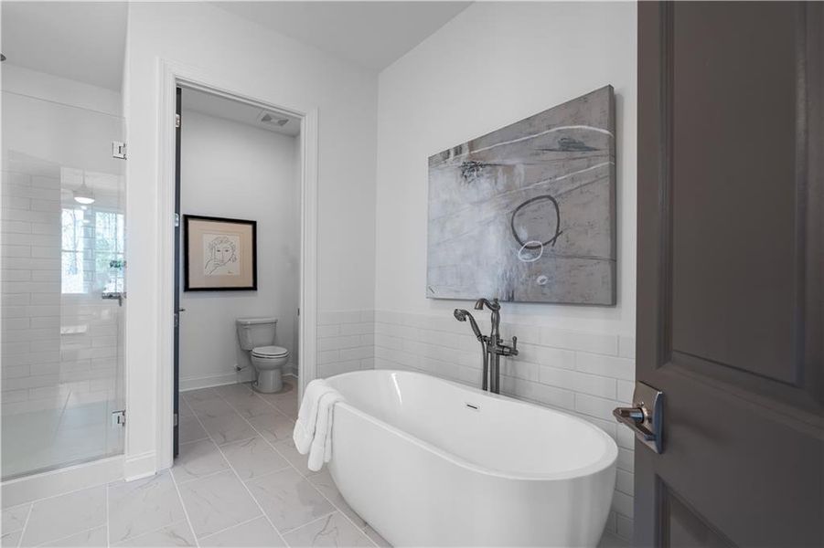 Furnished interior view inside a new home in Waterside Condos, Peachtree Corners (Image 12).