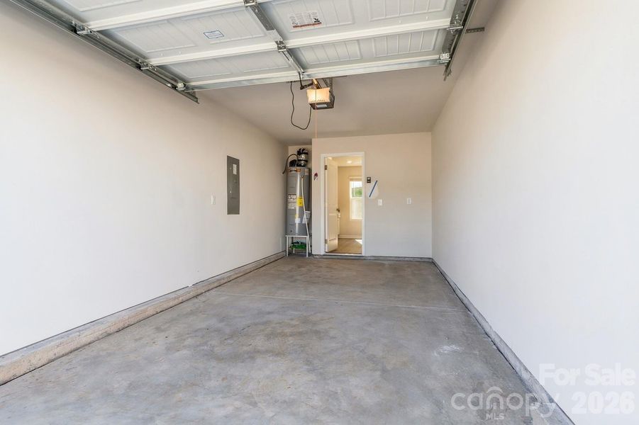 Spacious, unfurnished interior of a new home in Creedmore Hills, Charlotte (Image 29). Spacious, unfurnished interior of a new home in Creedmore Hills, Charlotte (Image 29).