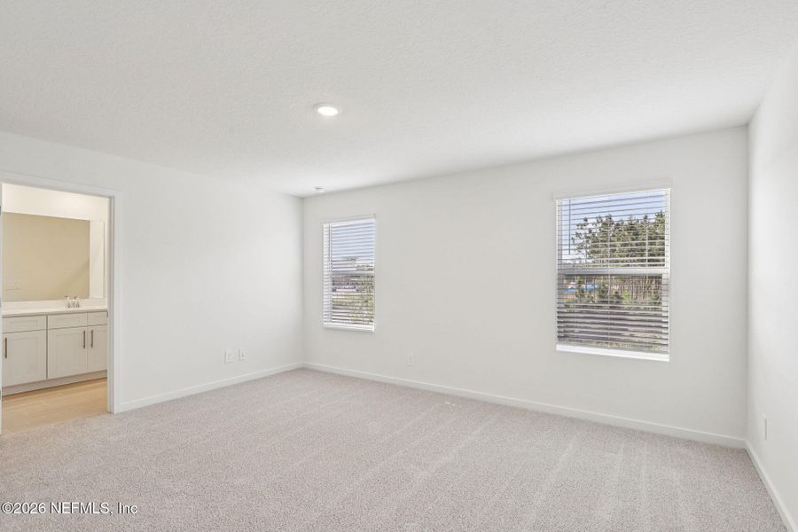 Spacious, unfurnished interior of a new home in , St. Augustine (Image 29).