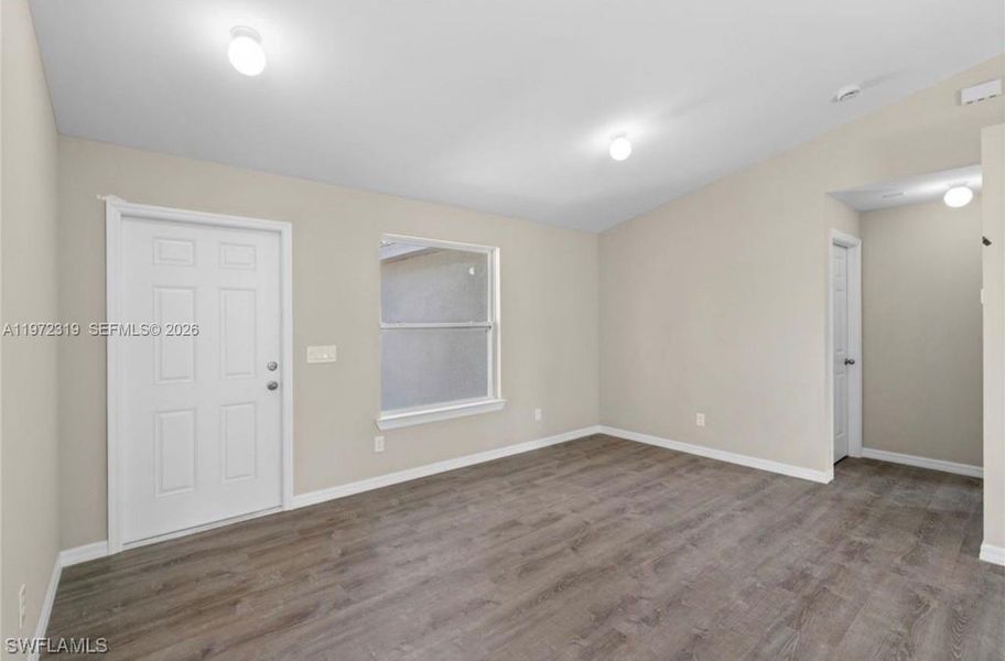 Spacious, unfurnished interior of a new home in , Lehigh Acres (Image 20).