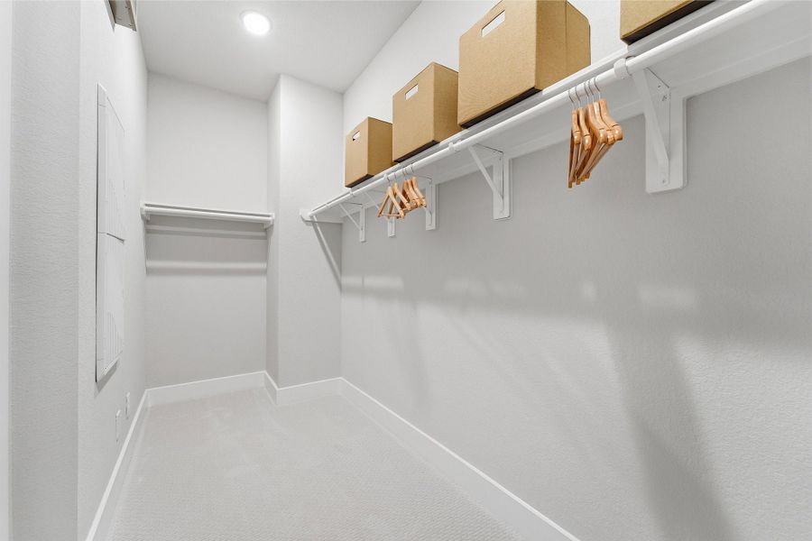 Spacious, unfurnished interior of a new home in Trails at Woodhaven Lakes, La Marque (Image 21). Spacious, unfurnished interior of a new home in Trails at Woodhaven Lakes, La Marque (Image 21).