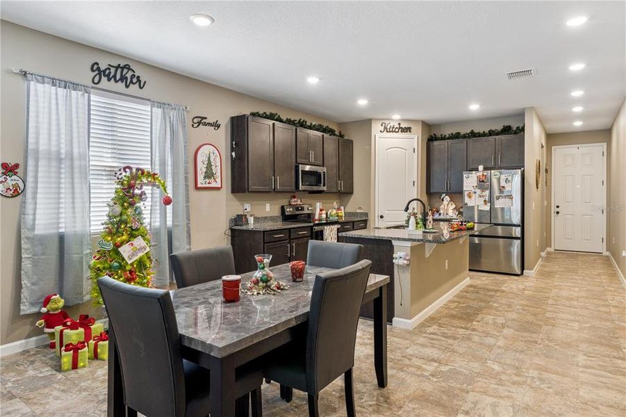 Furnished interior view inside a new home in , Winter Haven (Image 9).