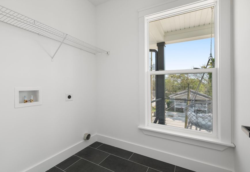 Spacious, unfurnished interior of a new home in , North Charleston (Image 29).