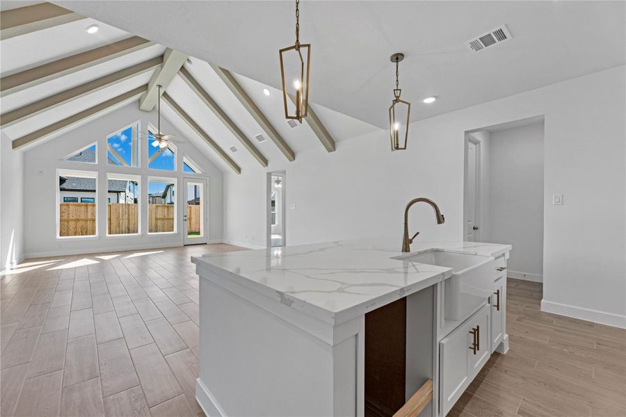 Representative image. Features, specifications, selections and colors may vary. Representative image. Features, specifications, selections and colors may vary.