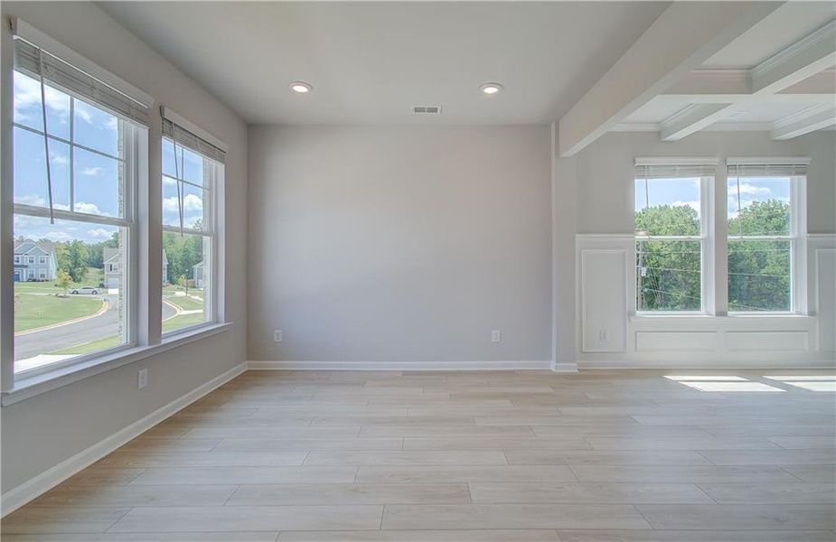 Spacious, unfurnished interior of a new home in Chapel Hill, Newnan (Image 7).