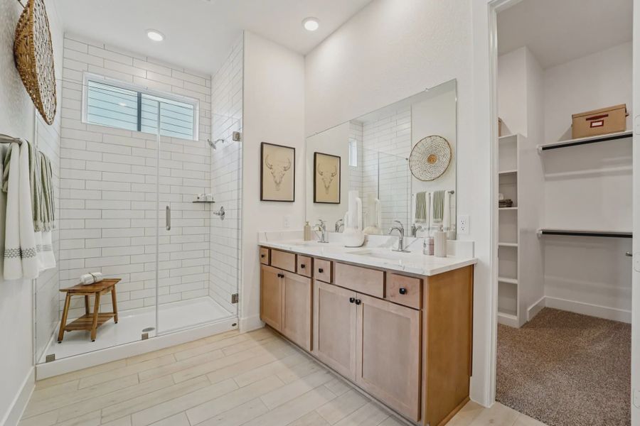 Representative furnished interior of a home built from the Laramie by Chesmar Homes in Jubilee 50's, Hockley (Image 11).