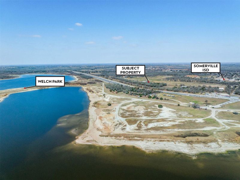 Close proximity to both Lake Somerville and Somerville ISD