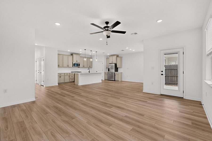 Spacious, unfurnished interior of a new home in , Pflugerville (Image 26).