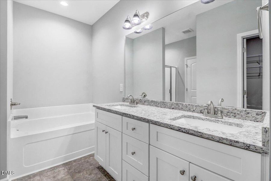 19-209 Dunbar Hl Dr-19