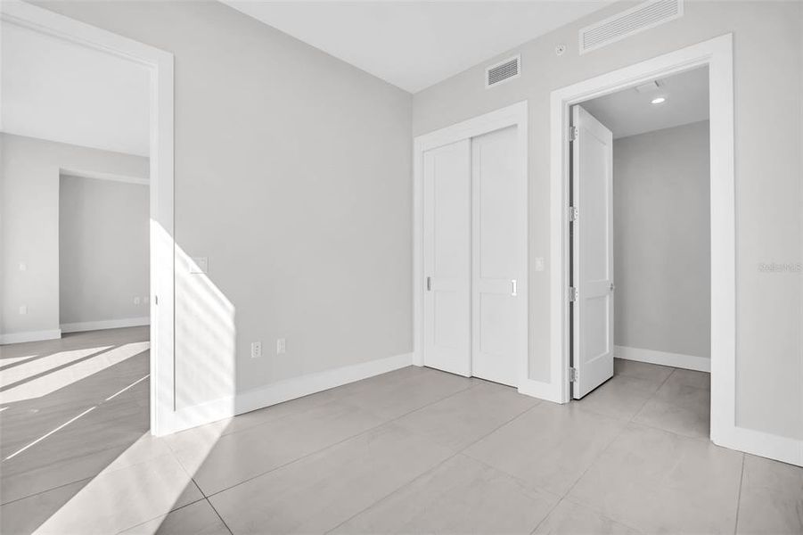 Spacious, unfurnished interior of a new home in , St. Petersburg (Image 22). Spacious, unfurnished interior of a new home in , St. Petersburg (Image 22).