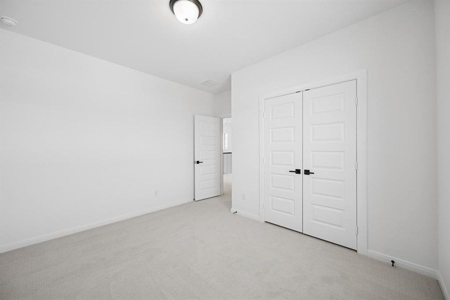 Spacious, unfurnished interior of a new home in Terraces – Classics, Rockwall (Image 21). Spacious, unfurnished interior of a new home in Terraces – Classics, Rockwall (Image 21).