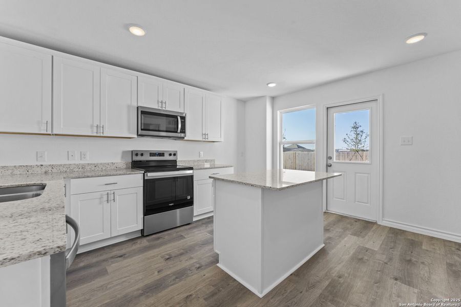 Furnished interior view inside a new home in Meadows at Clear Springs, New Braunfels (Image 10). Furnished interior view inside a new home in Meadows at Clear Springs, New Braunfels (Image 10).